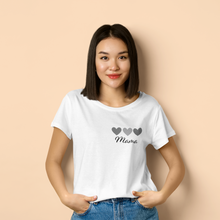 Lade das Bild in den Galerie-Viewer, Mama mit drei Herzen T-Shirt